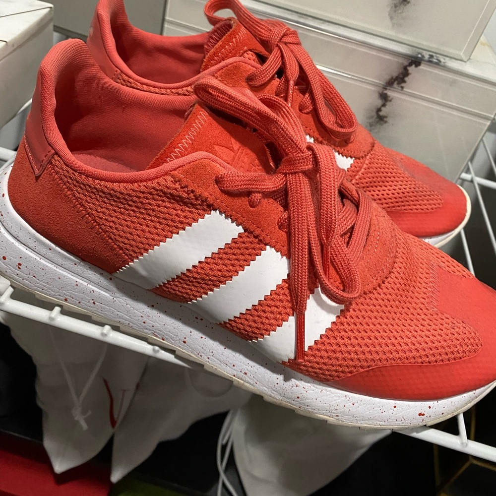 Women’s Adidas sneakers